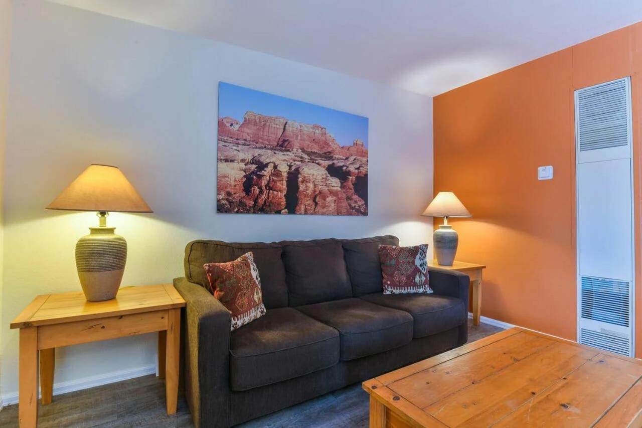 מואב Charming 2 Bedroom Near Downtown - Rose Tree 1 מראה חיצוני תמונה