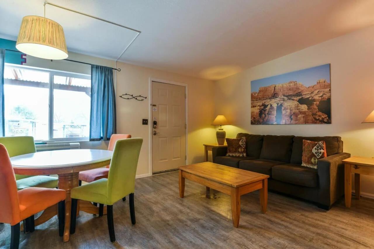 מואב Charming 2 Bedroom Near Downtown - Rose Tree 1 מראה חיצוני תמונה