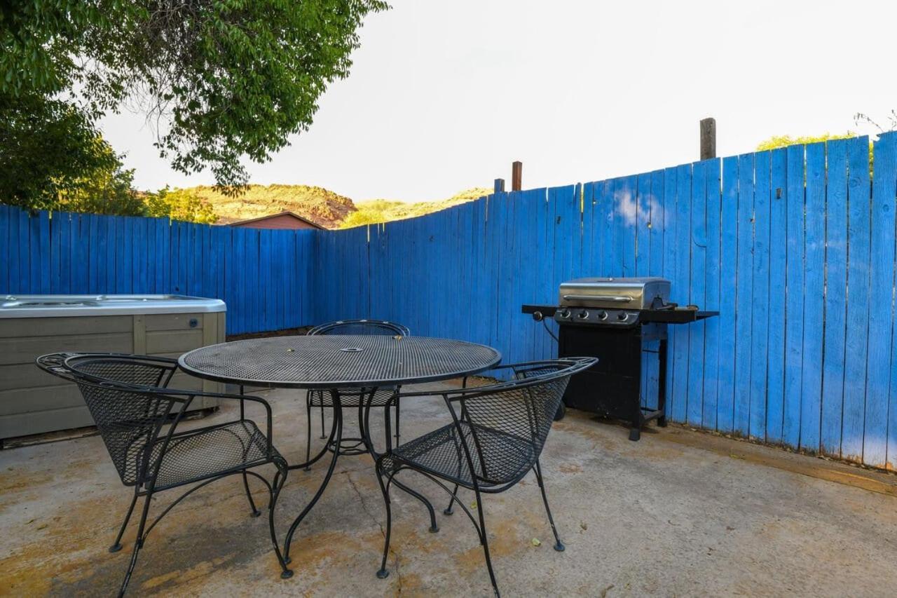 מואב Charming 2 Bedroom Near Downtown - Rose Tree 1 מראה חיצוני תמונה