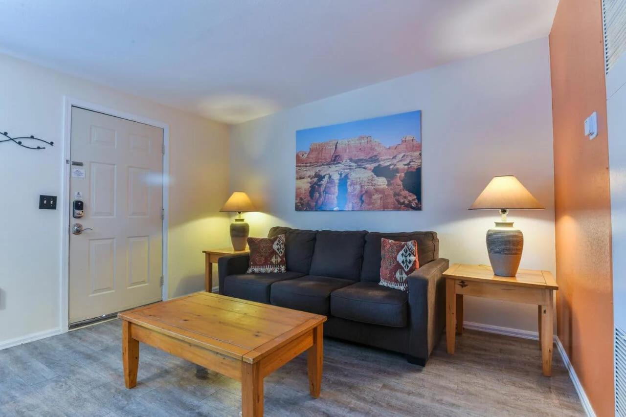 מואב Charming 2 Bedroom Near Downtown - Rose Tree 1 מראה חיצוני תמונה